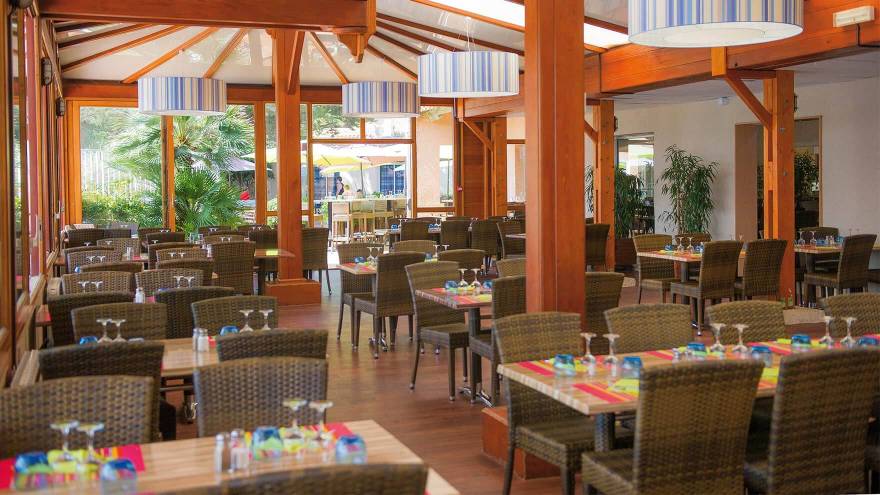 Formule tout compris avec restauration