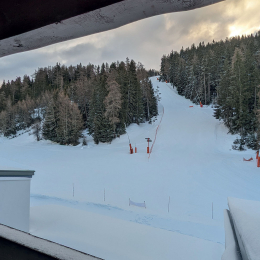Vue sur les pistes depuis les chambres